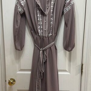 Alina Bradu Embroidered Dress Sz L NWT